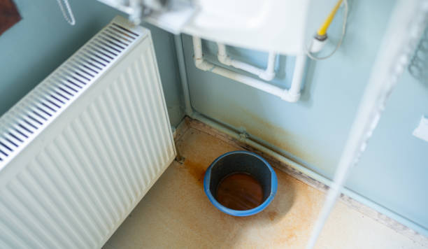 Best Flood restoration services  in Framingham, MA